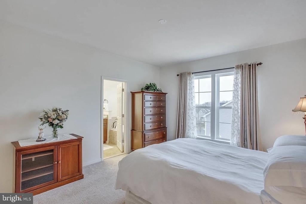 216 Apricot Street - Photo 13