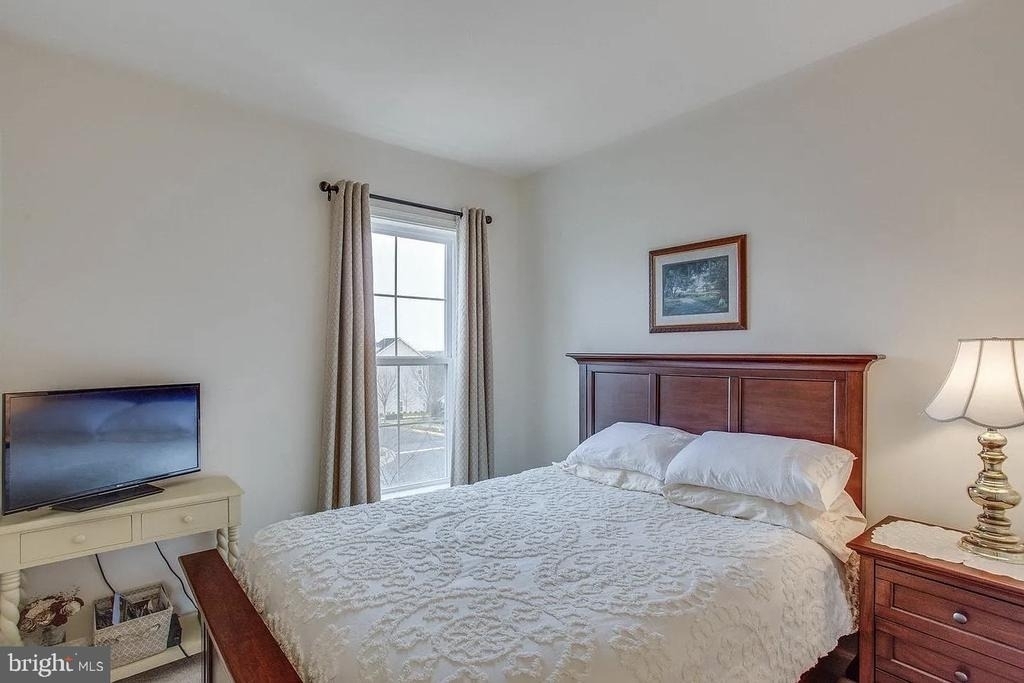 216 Apricot Street - Photo 14
