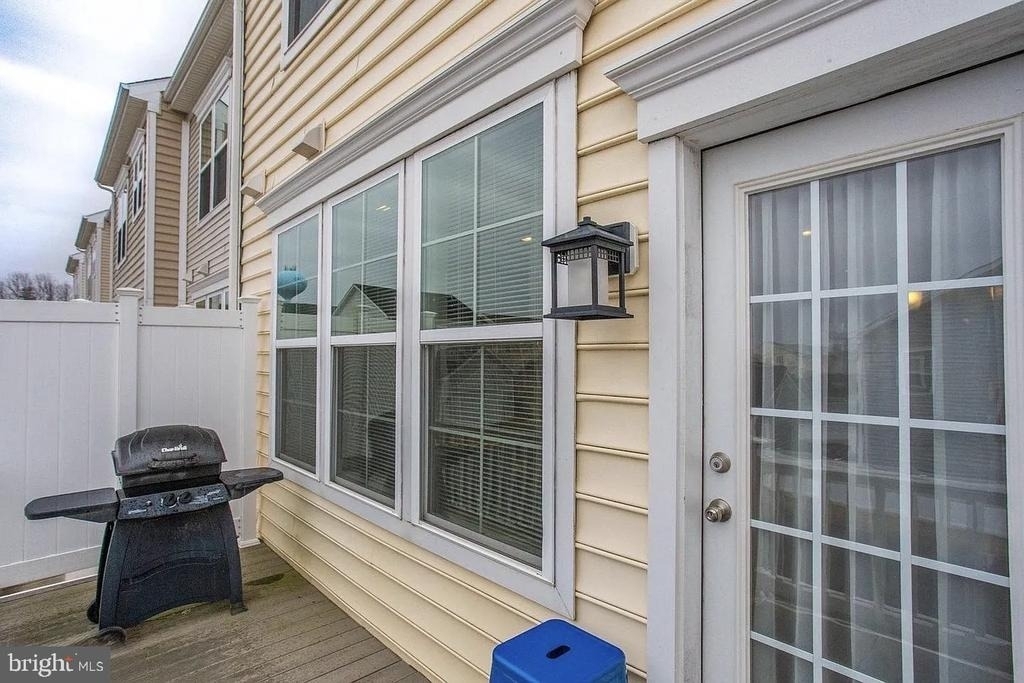 216 Apricot Street - Photo 31