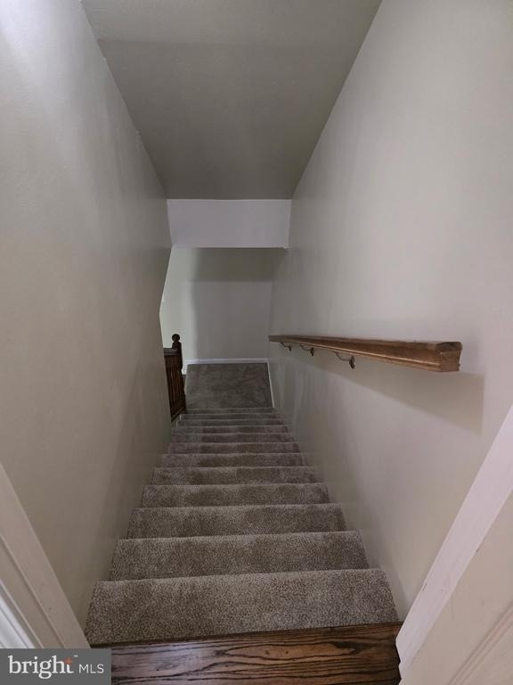 439 Ridgemore - Photo 8