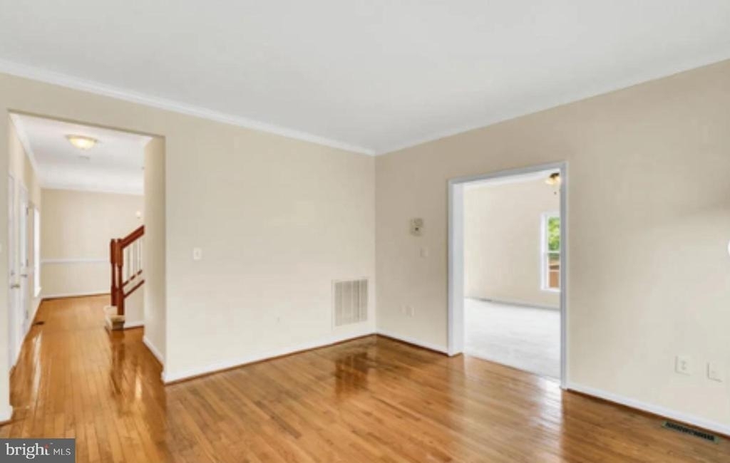 109 Olympic Drive - Photo 8