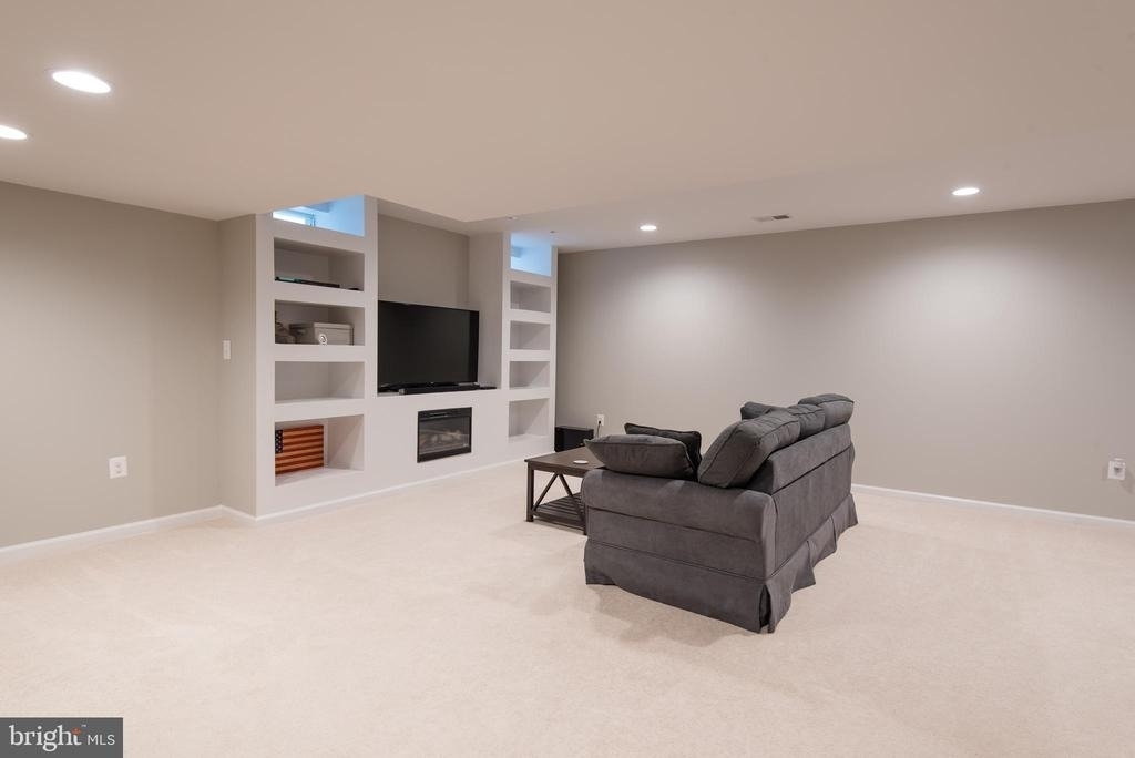 344 Pear Blossom Road - Photo 22