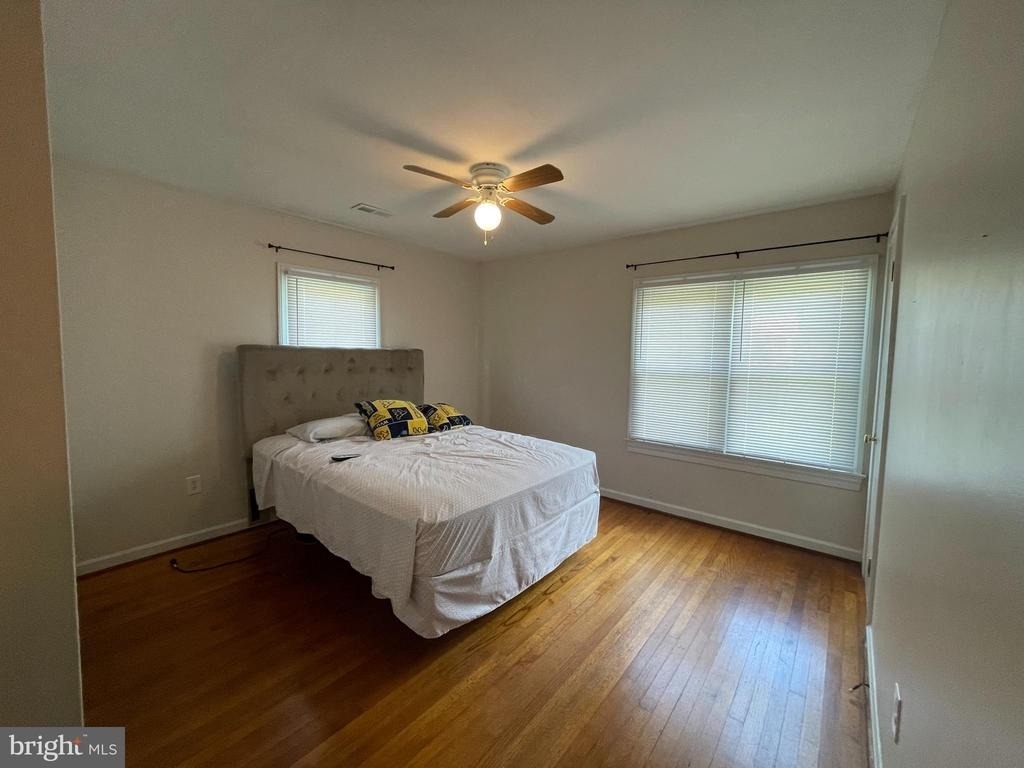 6062 Potomac Drive - Photo 8