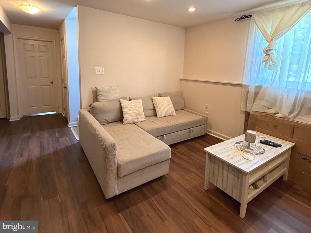 4743 Pomegranate Court - Photo 11