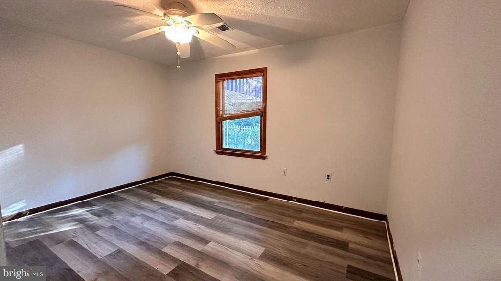 8334 Idylwood Road - Photo 14
