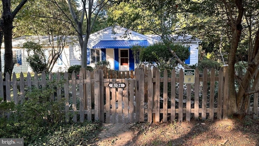 8334 Idylwood Road - Photo 2
