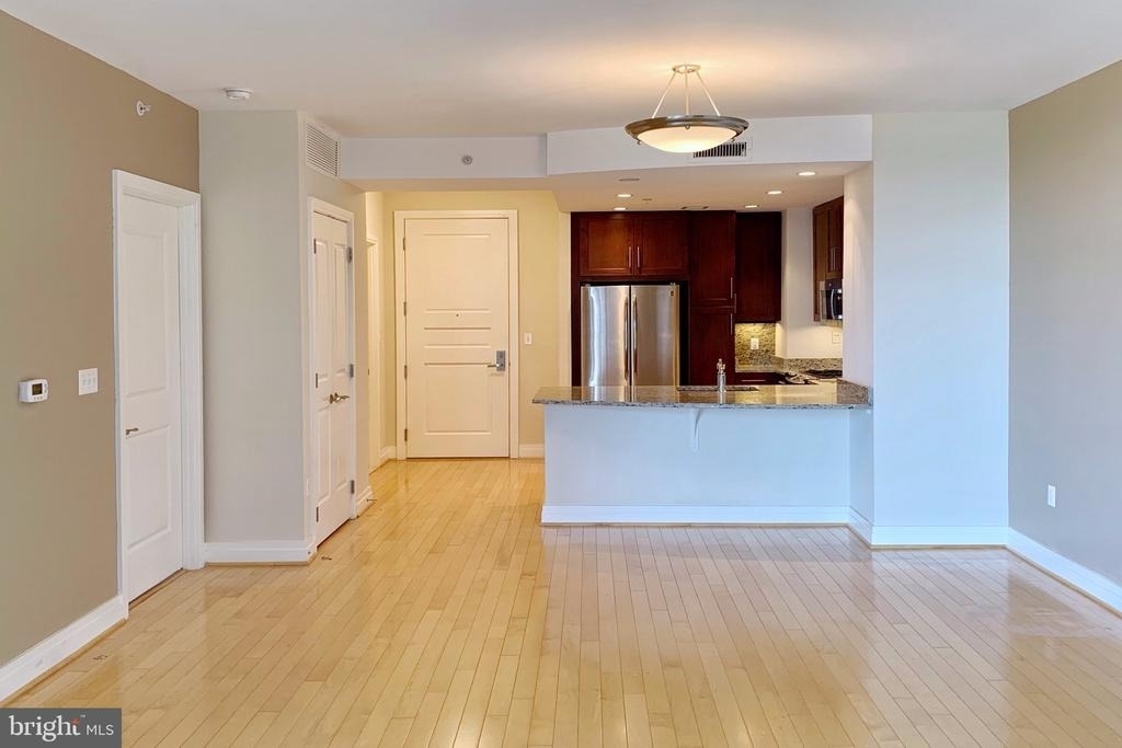 8220 Crestwood Heights Drive - Photo 9