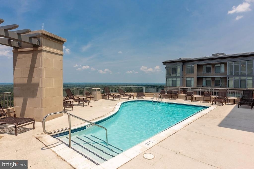 8220 Crestwood Heights Drive - Photo 26
