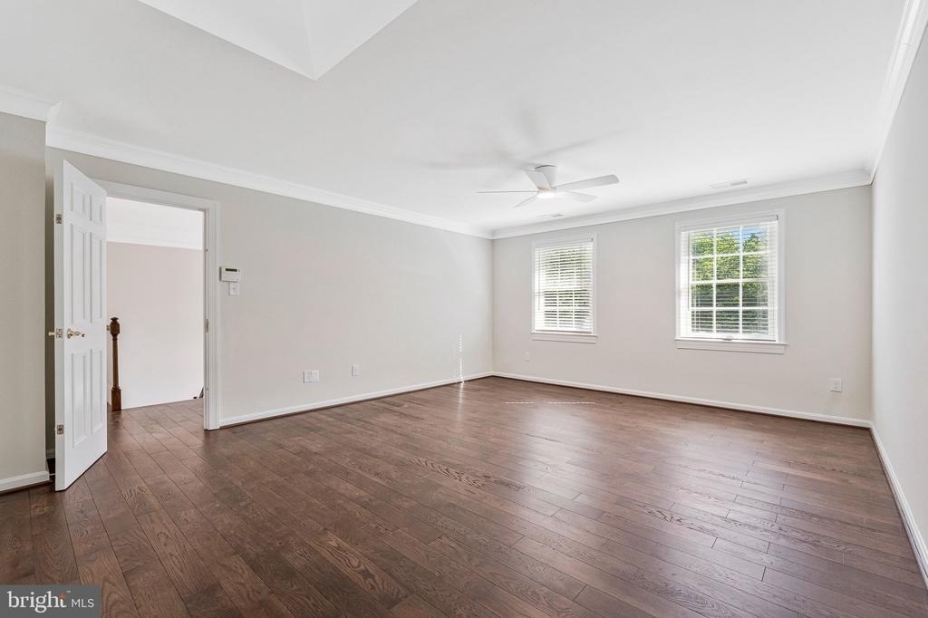10034 Scenic View Terrace - Photo 26