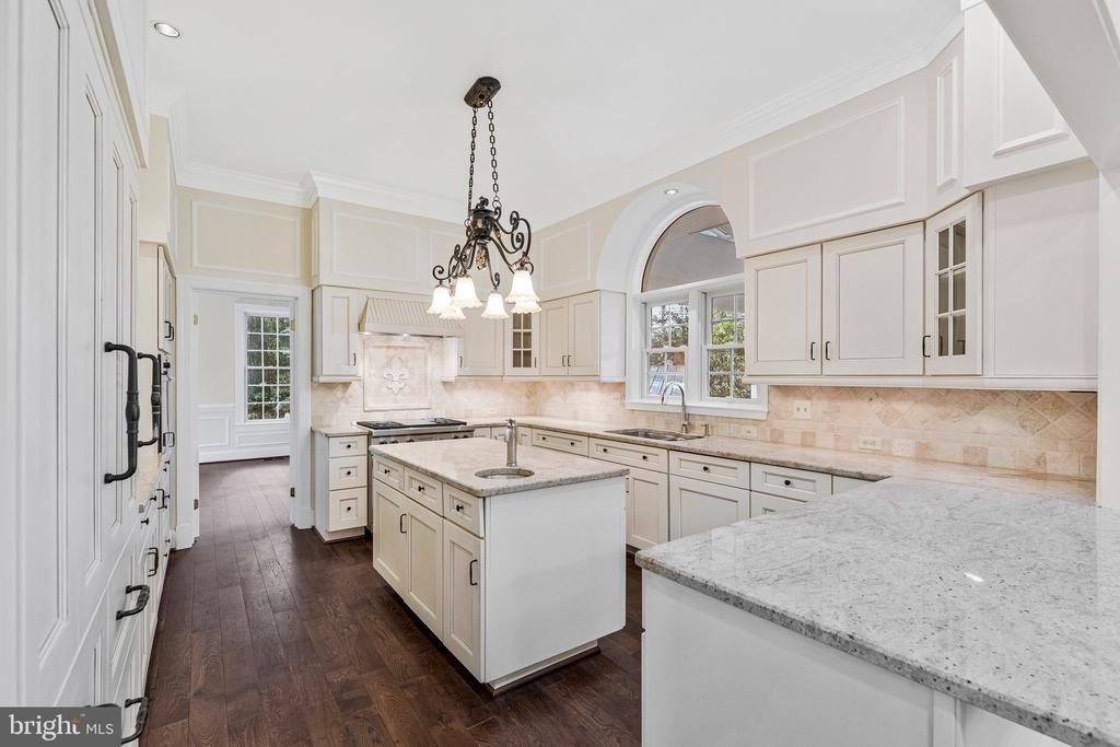 10034 Scenic View Terrace - Photo 11
