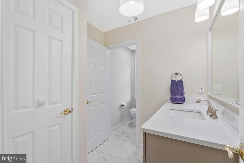 10034 Scenic View Terrace - Photo 33