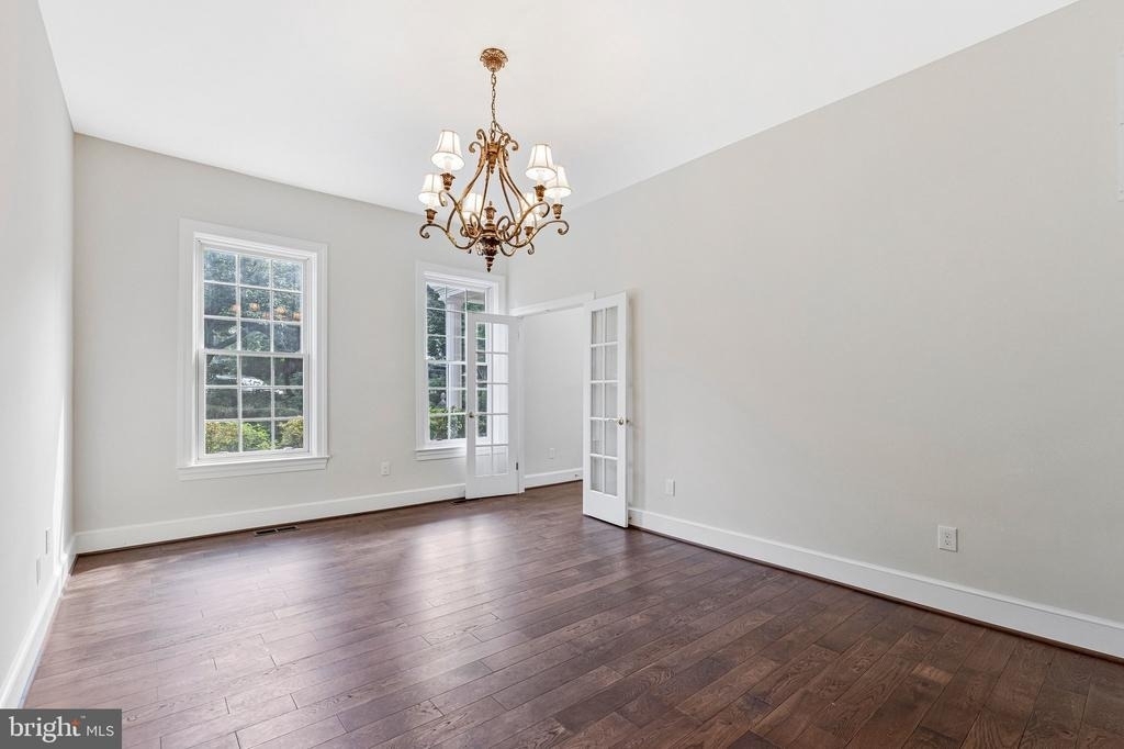 10034 Scenic View Terrace - Photo 9
