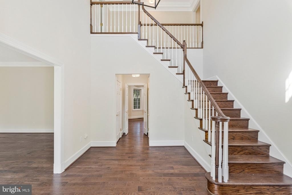 10034 Scenic View Terrace - Photo 4