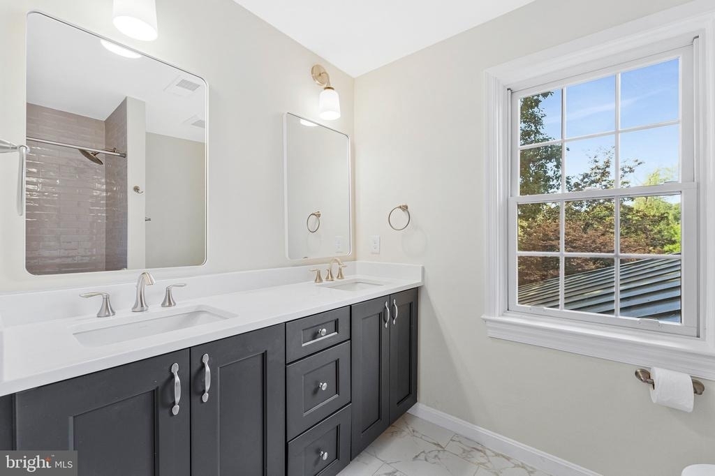 10034 Scenic View Terrace - Photo 38