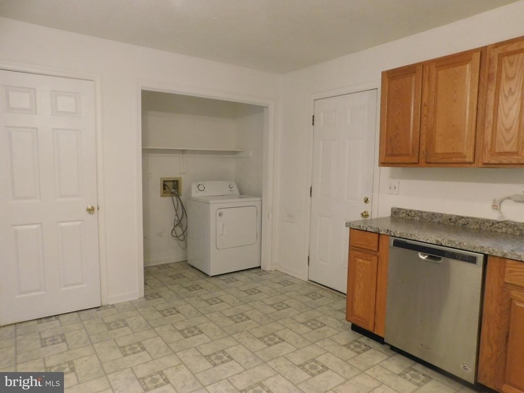 230 Waterford Lane - Photo 20