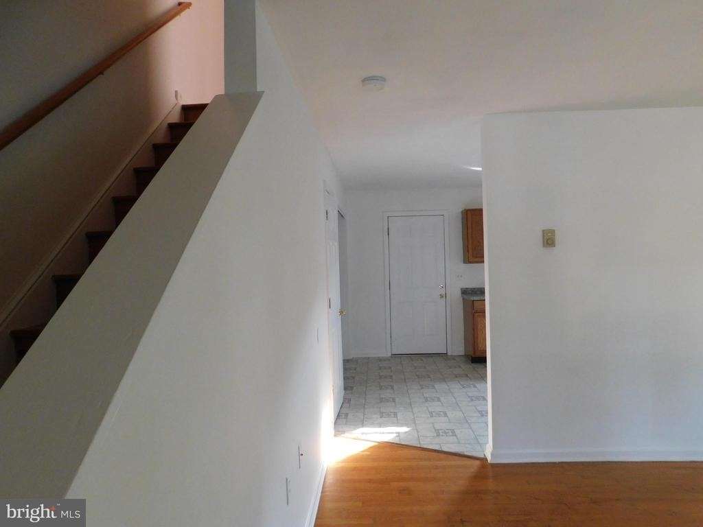 230 Waterford Lane - Photo 3
