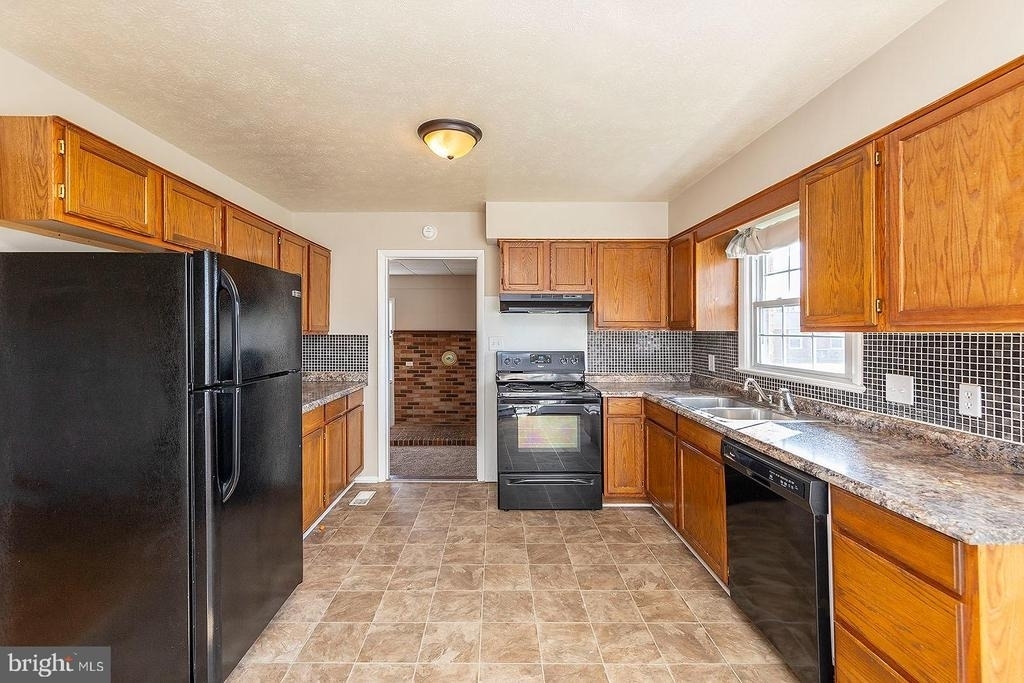 120 Meadowlark Lane - Photo 6