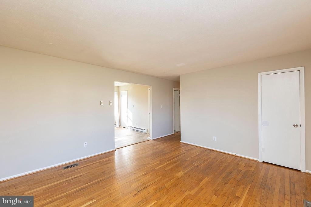 120 Meadowlark Lane - Photo 2