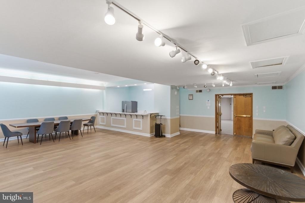 5340 Holmes Run Parkway - Photo 25
