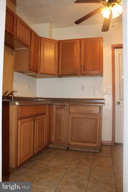 42 Laurel Street - Photo 2