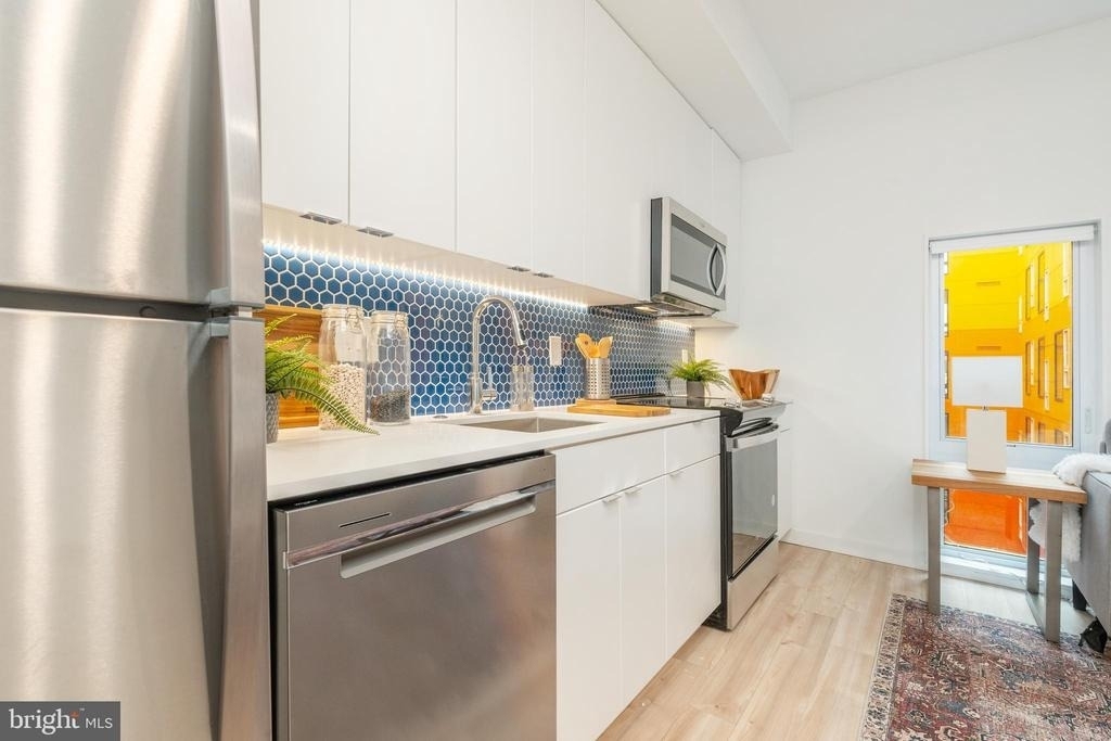 1131 N Front Street - Photo 12