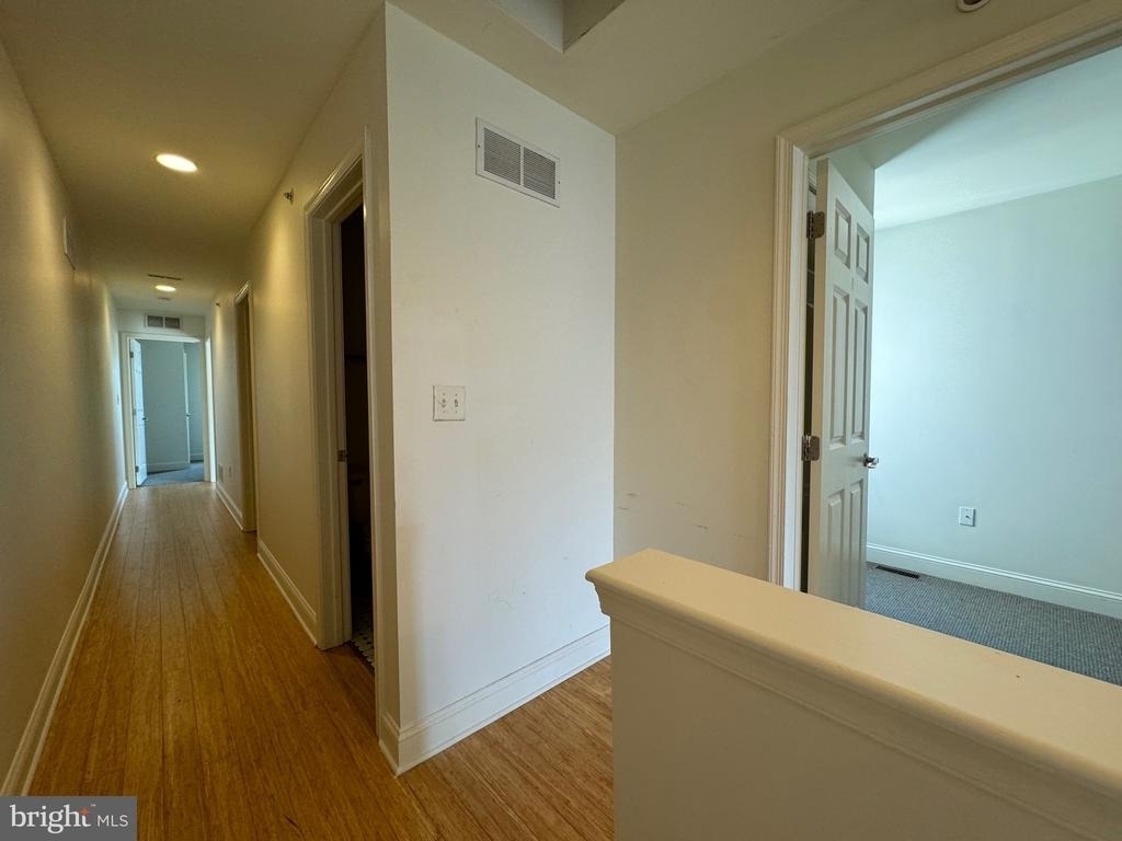 1131 W Nevada Street - Photo 11
