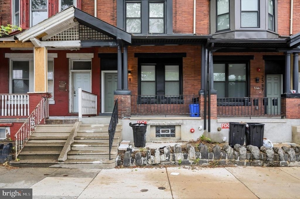 2319 N 33rd Street - Photo 1