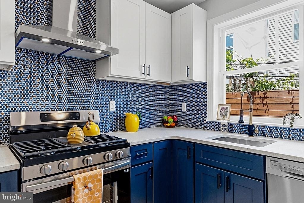 2319 Cross Street - Photo 8