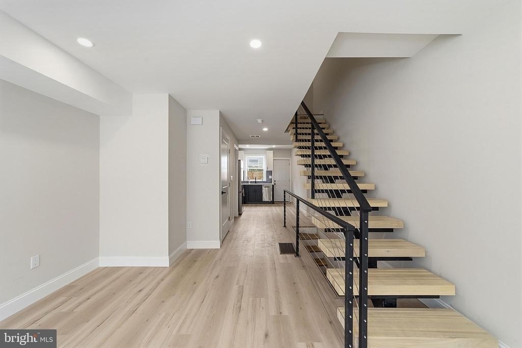 2319 Cross Street - Photo 13