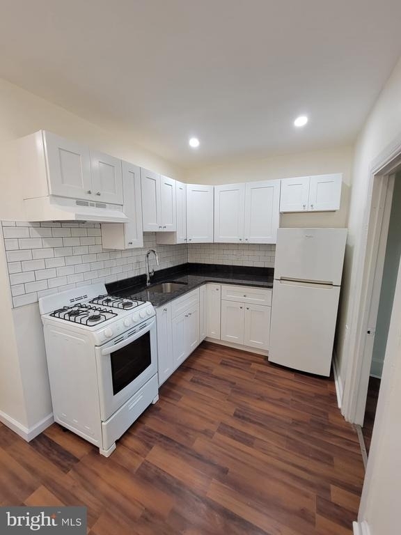 616 Tasker Street - Photo 1