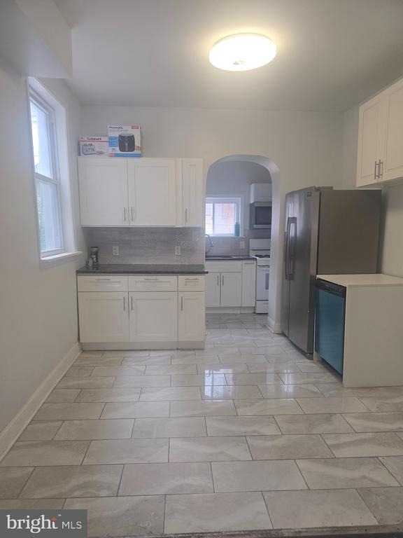 5538 Delancey Street - Photo 5