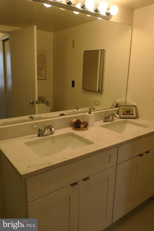 233 S 6th Street - Photo 10