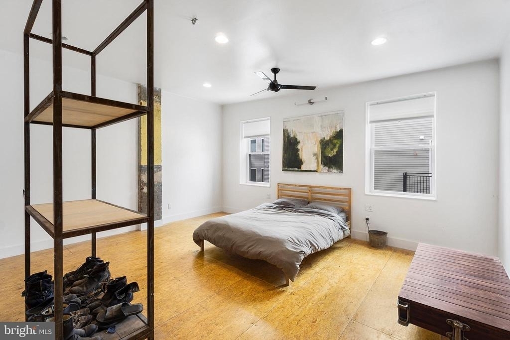 2020 E Fletcher Street - Photo 24