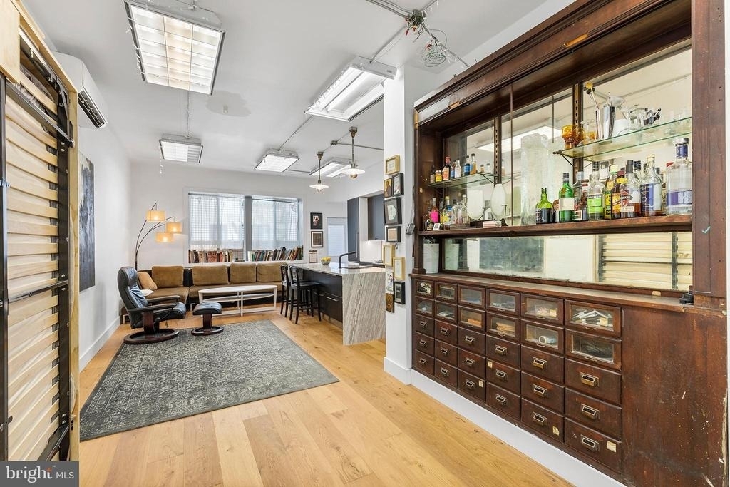 2020 E Fletcher Street - Photo 32