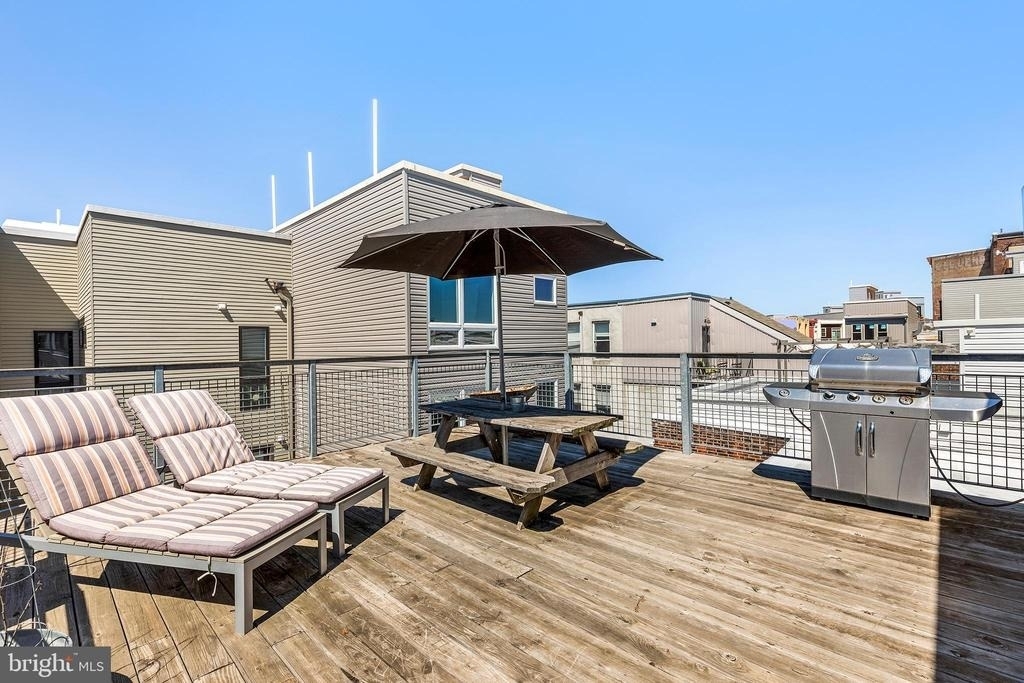 2020 E Fletcher Street - Photo 30