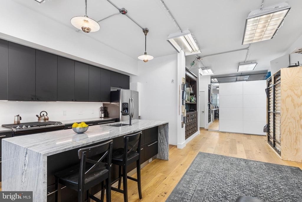 2020 E Fletcher Street - Photo 37