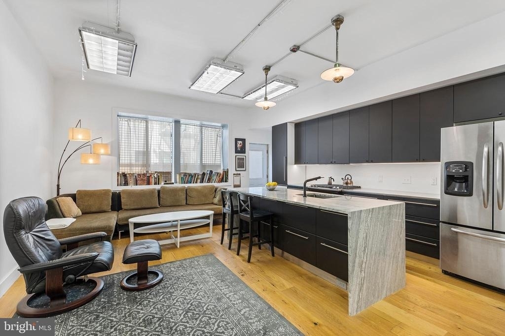 2020 E Fletcher Street - Photo 33