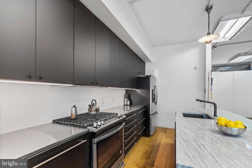 2020 E Fletcher Street - Photo 36