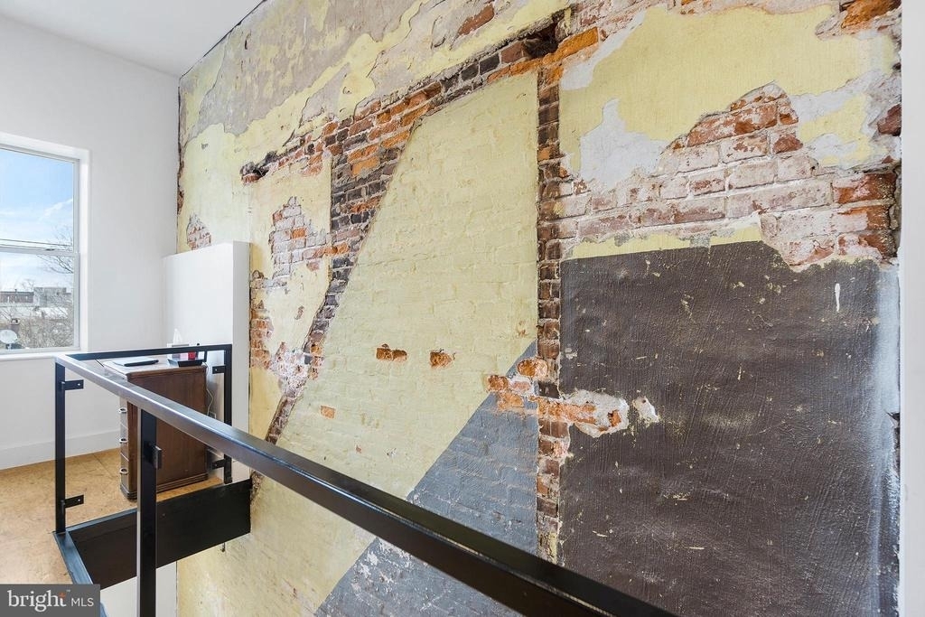 2020 E Fletcher Street - Photo 12