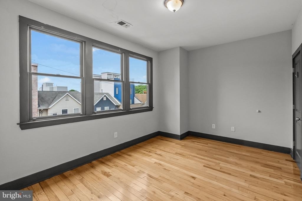 1805 N 18th Street - Photo 14