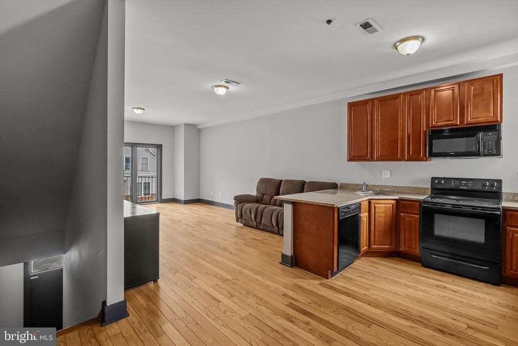 1805 N 18th Street - Photo 5