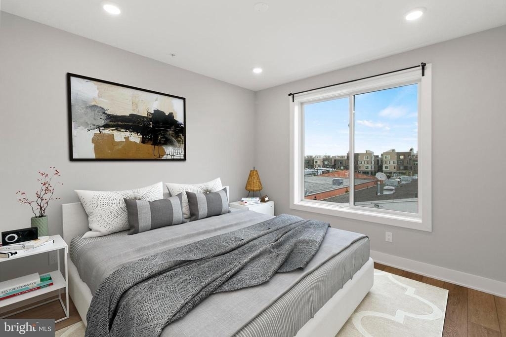 2626 Trenton Ave - Photo 4