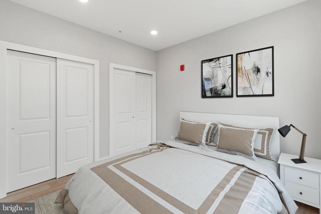 2626 Trenton Ave - Photo 5