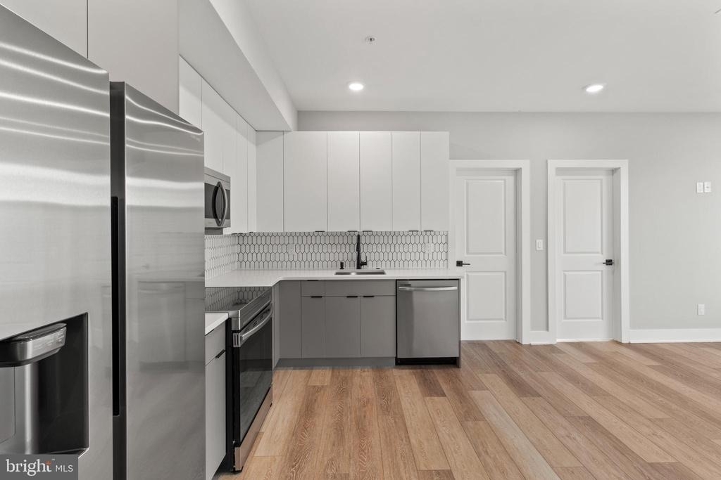 2626 Trenton Ave - Photo 1
