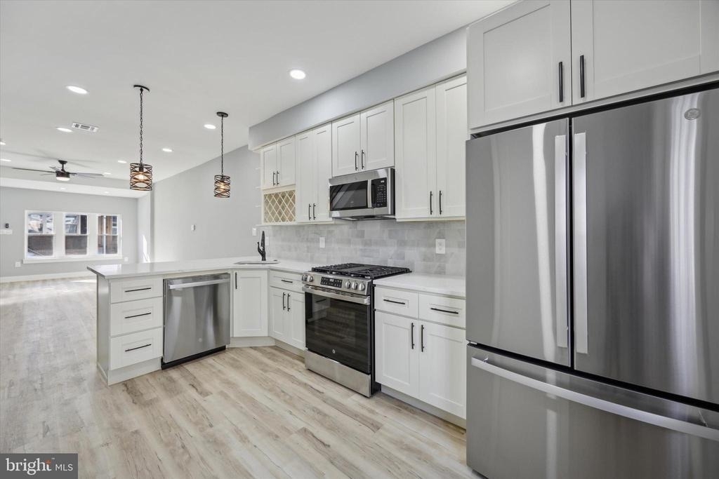 451 Fitzgerald Street - Photo 7