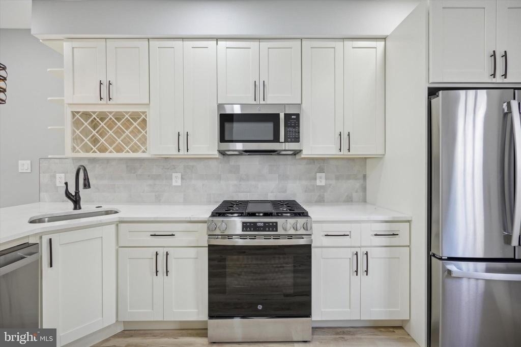 451 Fitzgerald Street - Photo 8