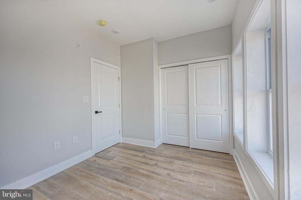 1629 S 22nd Street - Photo 10