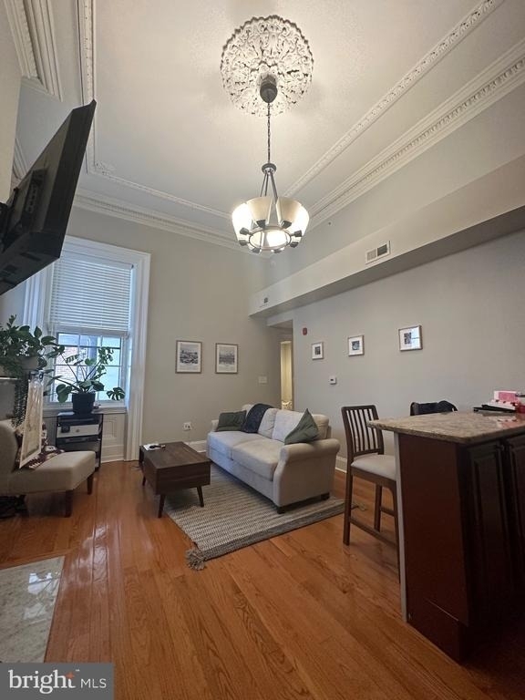 1014 Clinton Street - Photo 4