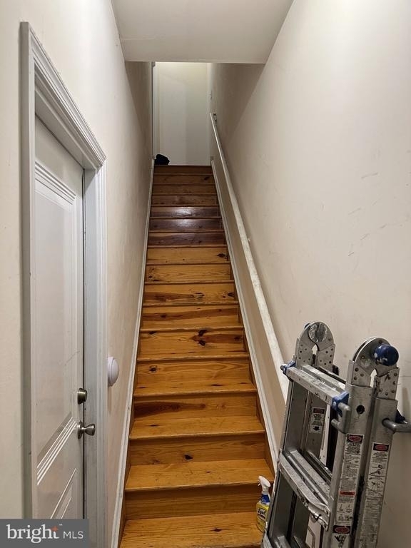 2258 N Park Avenue - Photo 1