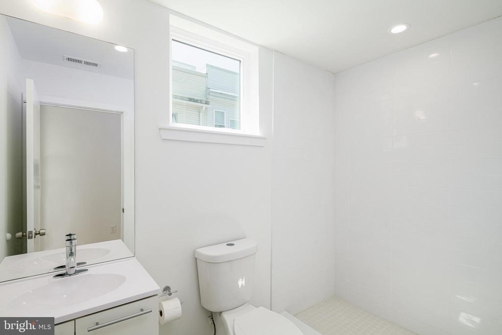 1842 E Harold Street - Photo 7